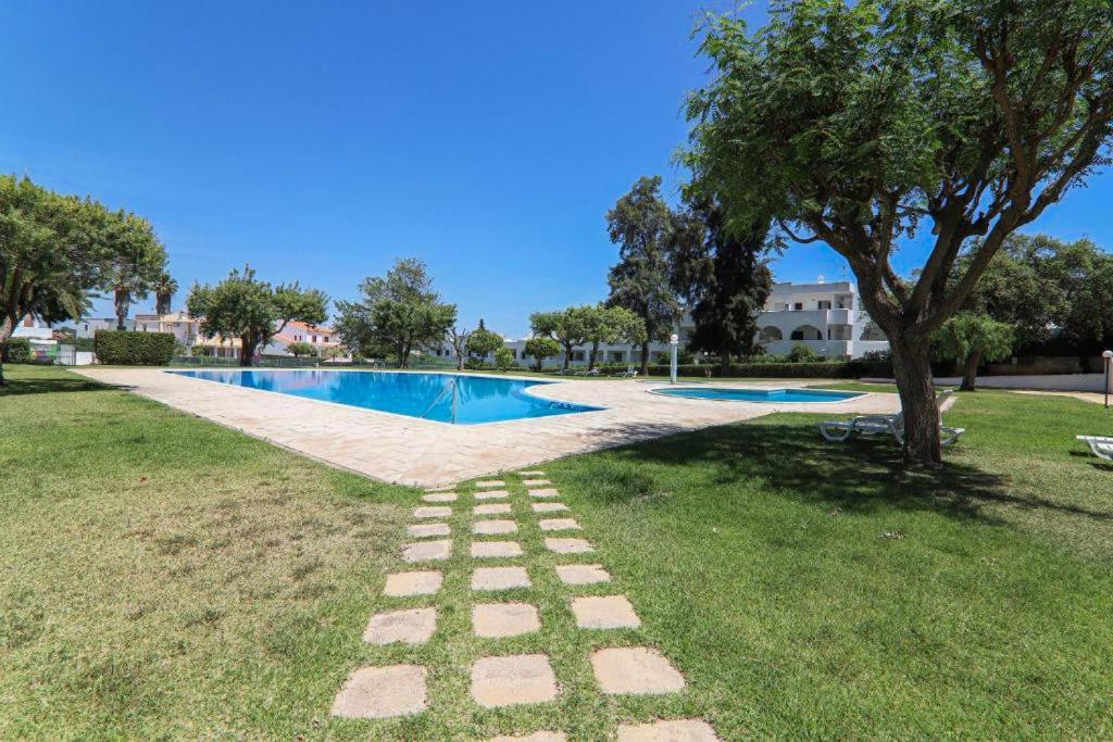 Apartamentos Ninho Das Gaivotas Albufeira Zewnętrze zdjęcie